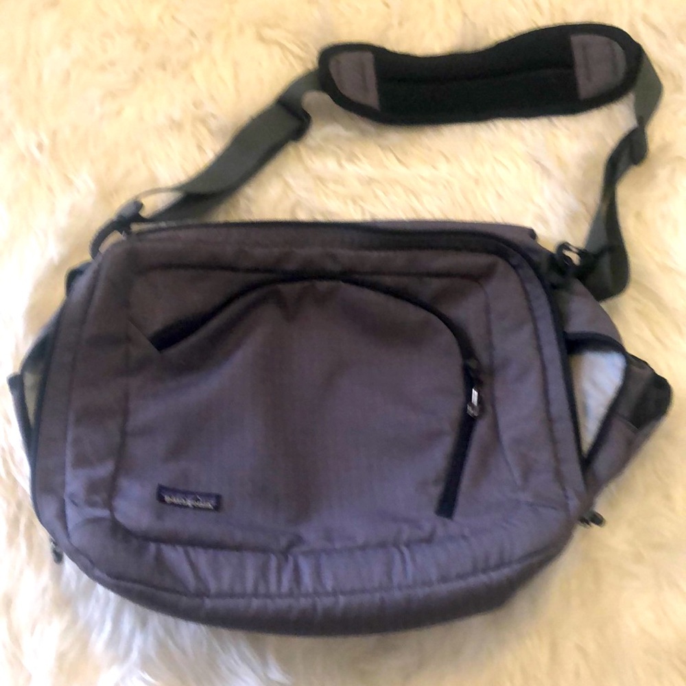 Patagonia messenger bag